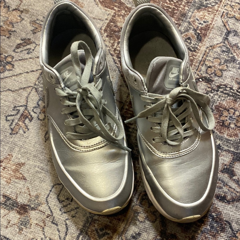 Nike air max thea Metallic Silver Sneakers